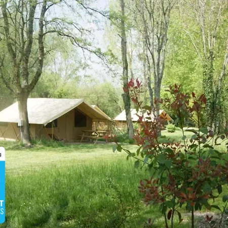Horská chata Zecamping 3 Etoiles Piscine Chauffee Vendoire