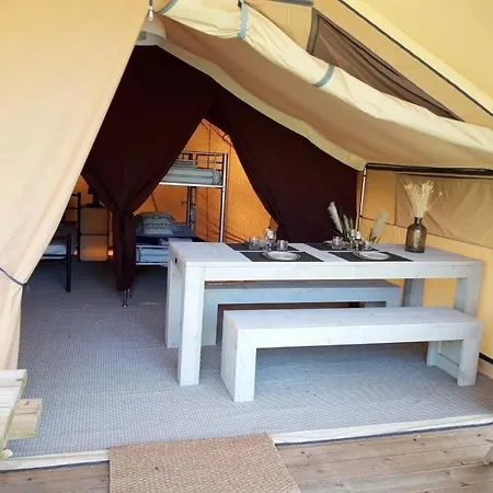 Horská chata Zecamping 3 Etoiles Piscine Chauffee Vendoire