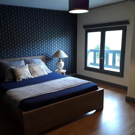 Zecamping 3 Etoiles Piscine Chauffee Horská chata *