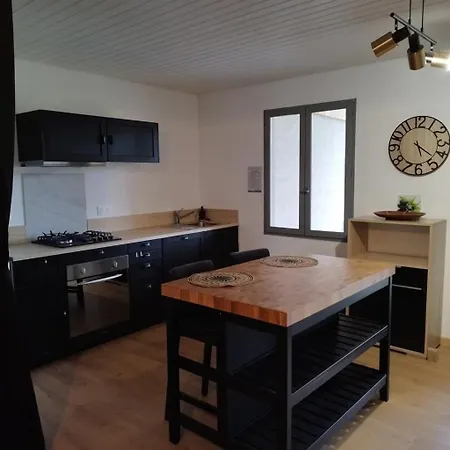Zecamping 3 Etoiles Piscine Chauffee Horská chata Vendoire