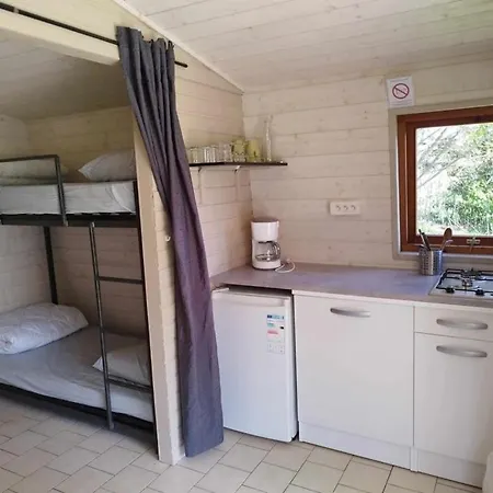 Zecamping 3 Etoiles Piscine Chauffee Horská chata Vendoire