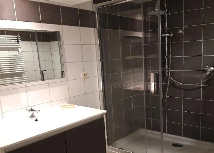 Zecamping 3 Etoiles Piscine Chauffee Alpstuga *